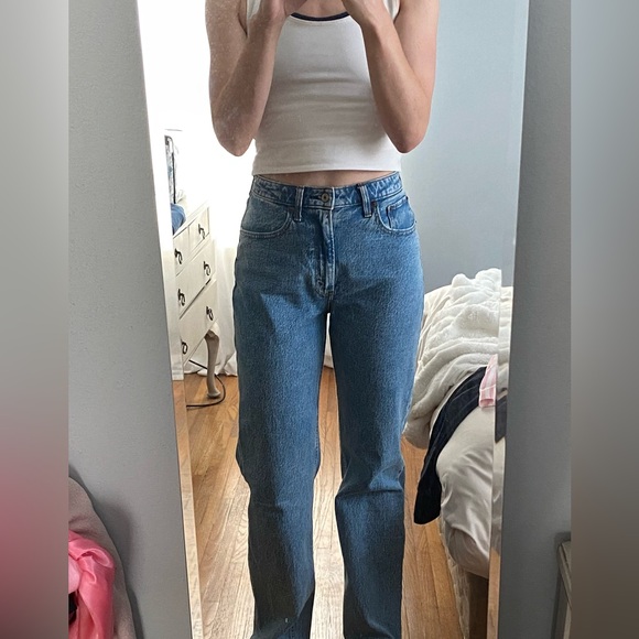 Abercrombie High Rise 90s relaxed jean medium wash - Picture 3 of 3